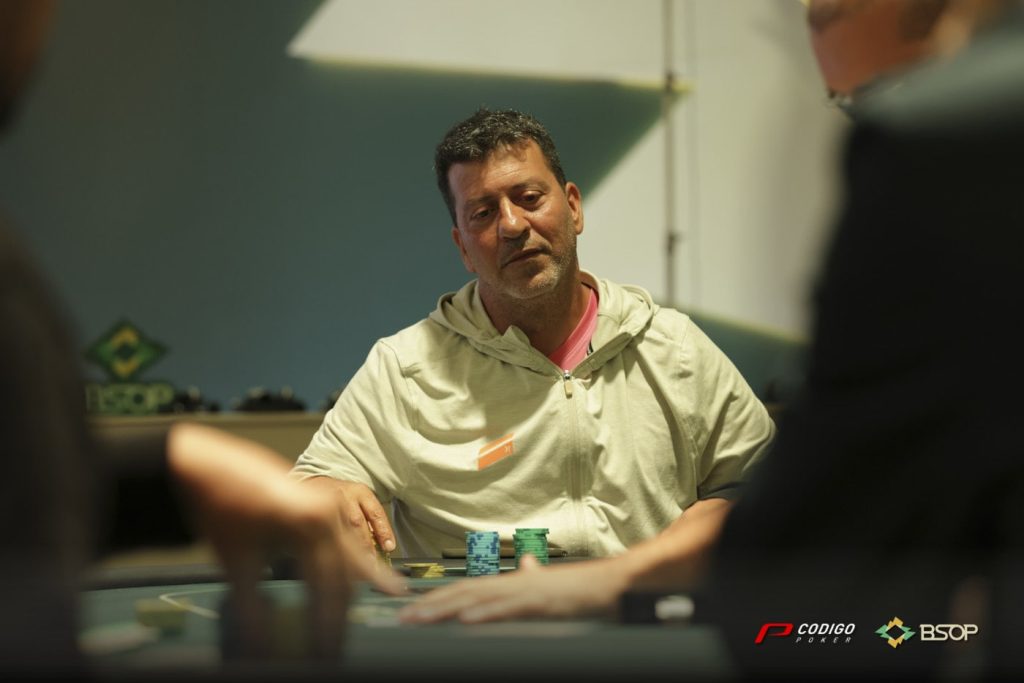 La Armada avanza a paso firme en el Día 1A del BSOP Championship