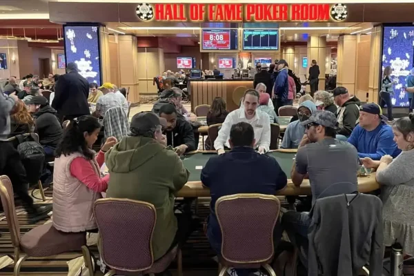 Сыграли бы вы более 100 часов в кэш ради места в WSOP?