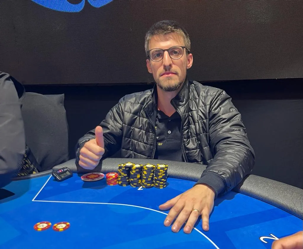 EPT Париж: Латиноамериканцы уверенно заявляют о себе после Дня 1A Main Event — CodigoPoker