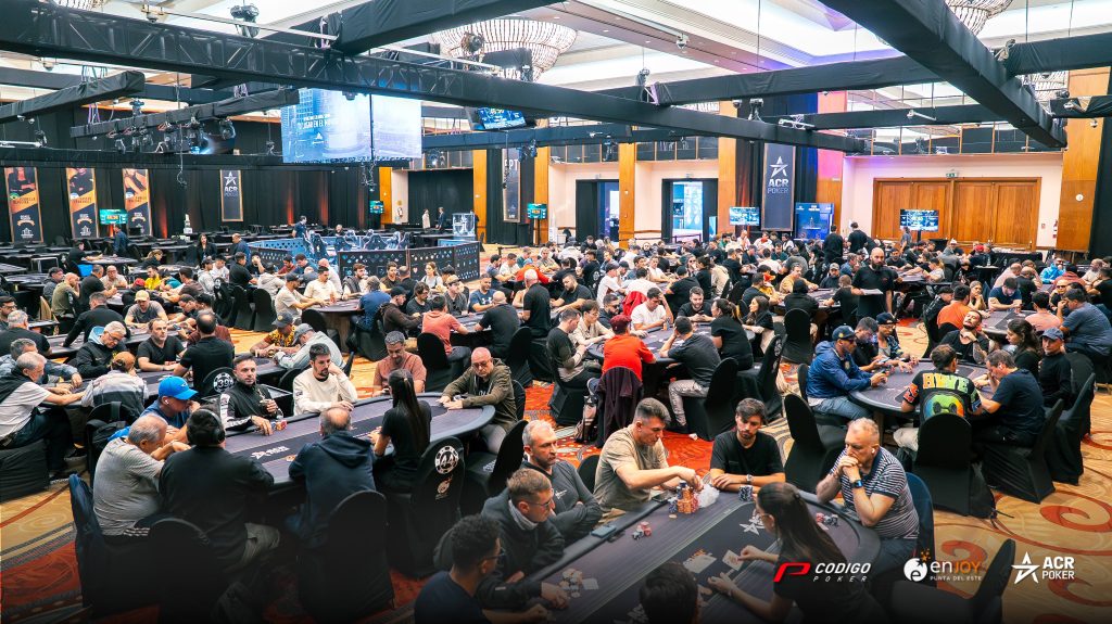 Color1 Main Event День 2 Ept Дек 25 1