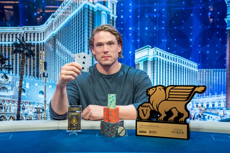 Alex Foxen выиграл свой второй турнир года на MSPT Poker Bowl - CodigoPoker