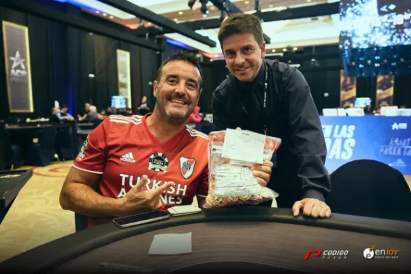 Enjoy Poker Tour: Фернандес и Серафини возглавили начало Main Event - CodigoPoker