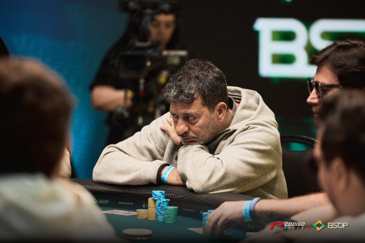 La Armada Latina Va Por El Golpe Final: El 2-Day High Roller Del BSOP Summer Costa Do Sauípe - CodigoPoker