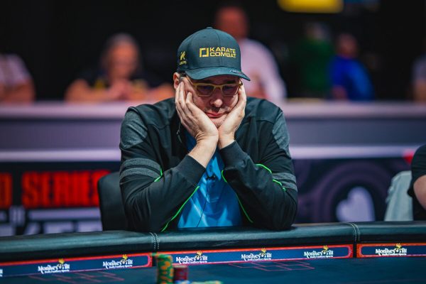 Phil Hellmuth Habla Sobre Sus Problemas Cardíacos