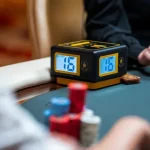 Triton совершает революцию в покере с новыми часами в шахматном стиле - CodigoPoker