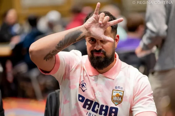 Papo MC станцевал под ритмы Rihanna на GGMasters High Roller - CodigoPoker