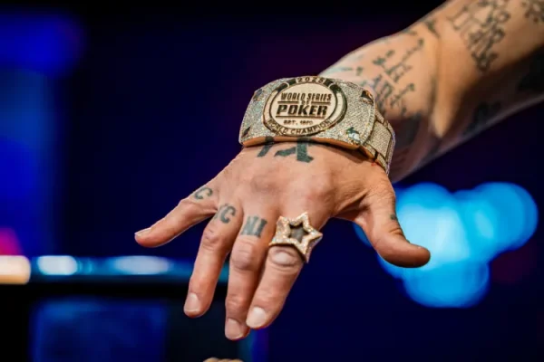 Снова разгораются споры: являются ли браслеты WSOP Online второсортными? — CodigoPoker