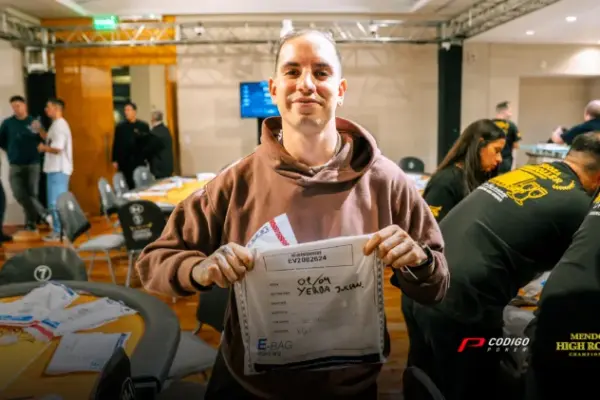 Julián Yebra лидирует после первого дня Mendoza High Roller Championship - CodigoPoker