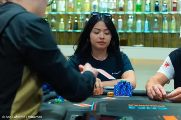Janetzy Delgadillo возвращается счастливая после успешного CNP 2026 - CodigoPoker