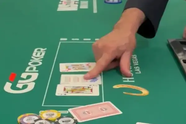 WSOP 2026 началась с флопа, на котором была "призрачная” карта - CodigoPoker