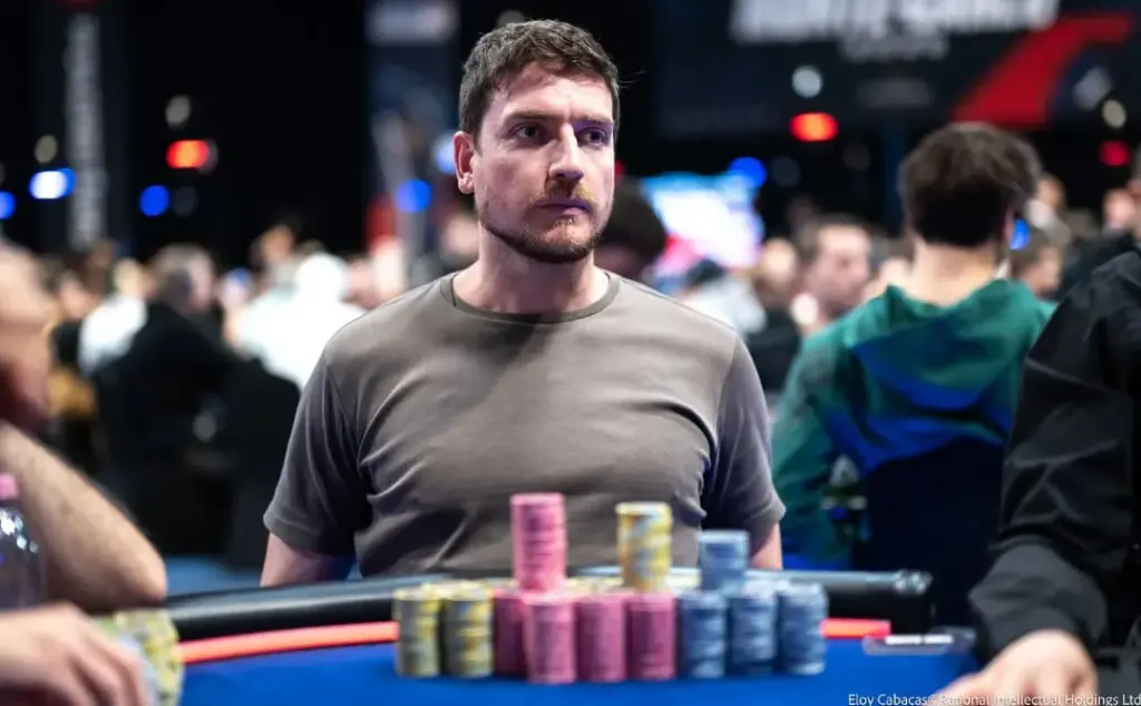 Rodrigo Selouan arrasa en el EPT Montecarlo y lidera el Main Event rumbo al Día 3