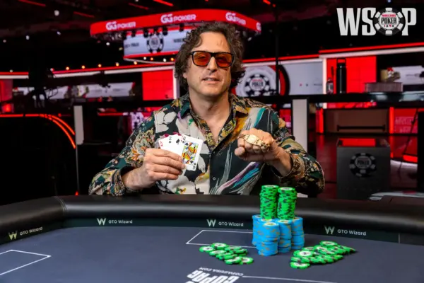 Michael Casella, профессионал в шахматах, отобрал браслет у Сейвера и Шульмана - CodigoPoker