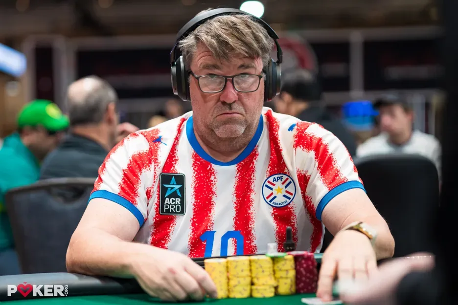 В футболке Парагвая Крис Манимейкер дебютирует как влогер на WSOP - CodigoPoker