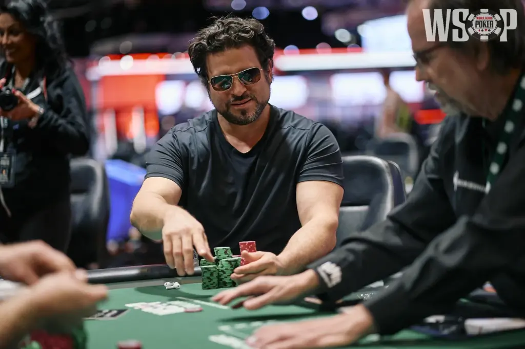 Philip Wess lidera a los finalistas del Dealers Choice en la WSOP