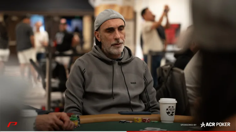 Ariel Mantel находится на Дне 3 События #14 WSOP - CodigoPoker