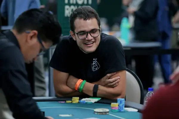 Карлос Серрано вышел в число лучших на Invitational BSOP Winter - CodigoPoker