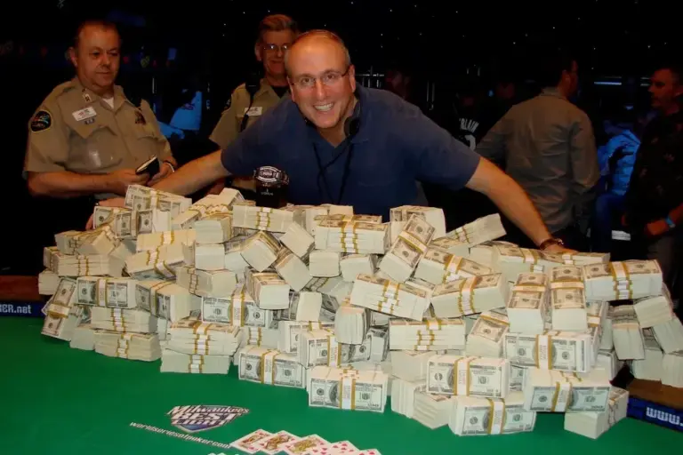 704921De3A46 Wsop08Mattmaranz