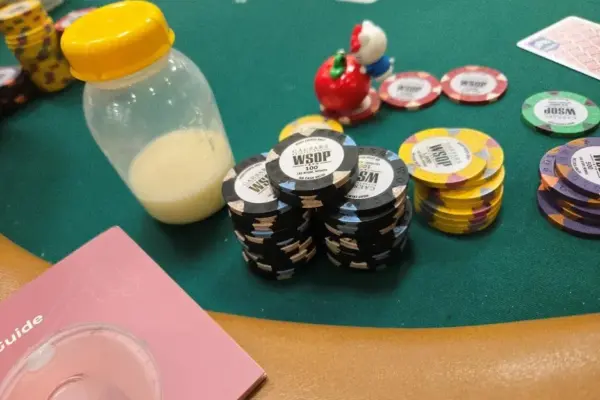 Кормление грудью во время WSOP: неожиданная реакция, с которой столкнулись за столами - CodigoPoker